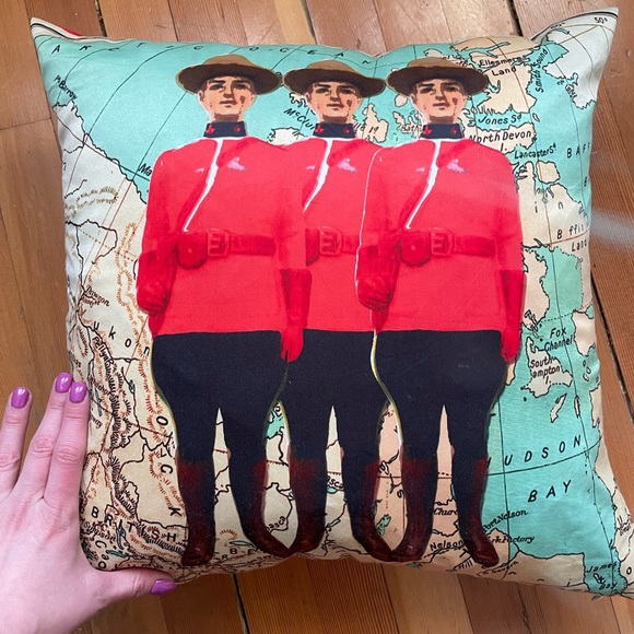 RCMP Canadiana Accent Pillow - Picture 2 of 3